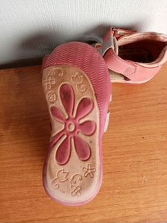 Сандалики для девочки для дет сада