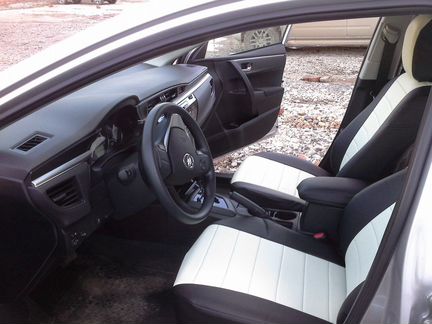 Модельные чехлы Тойота Рав4 из экокожи