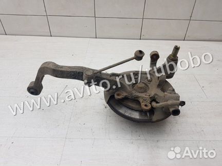 Кулак задний правый Hyundai Sonata EF 5 G4JS 2004