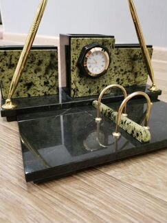 Письменный настольный набор змеевик