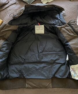 Пуховик Moncler, 128