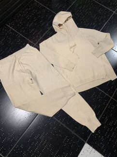 Костюм кашемировый Loro Piana молочный