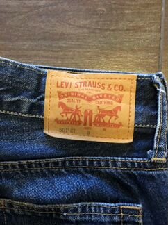 Джинсы levis