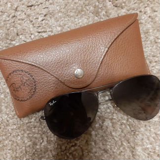 Солнцезащитные очки Ray-Ban авиаторы