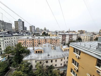 4-к квартира, 139 м², 8/9 эт.