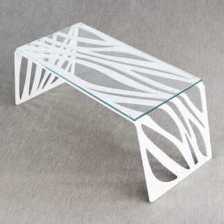 Дизайнерский стеклянный журнальный стол белый