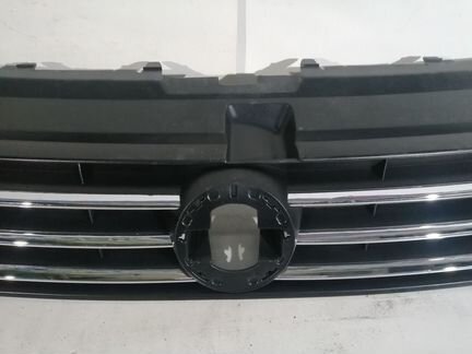 Volkswagen Polo 5 2014-2020 решетка радиатора