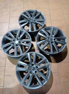 Диски бу литые R18 N на Hyundai