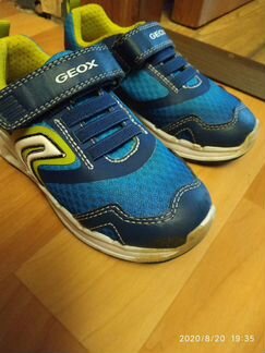 Кроссовки geox 26