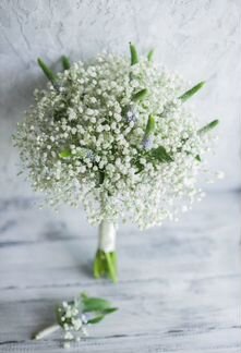 Свадебный букет невесты из гипсофилы и Вероники