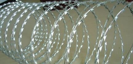 Колючая проволока Егоза