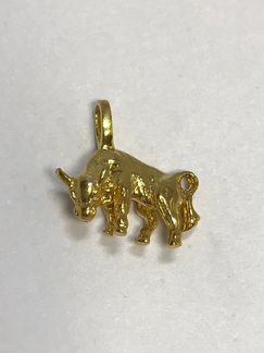 Серебряный сувенир Бык