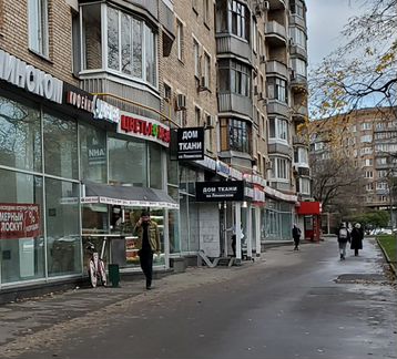 Сдам место 30м2, у метро Ленинский проспект