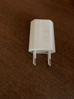 Сетевое зарядное Apple USB мощностью 5 Вт