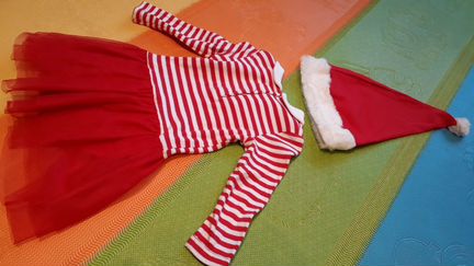 Новогоднее платье+колпак (86-92 размер)